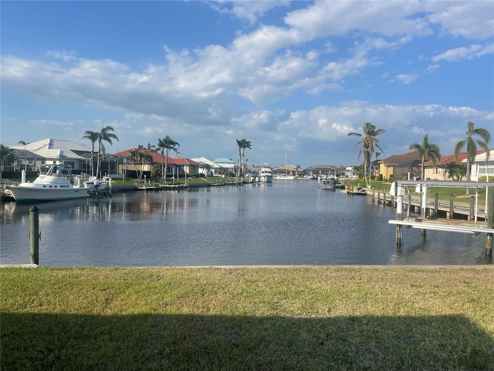 1566 Albatross Dr, Punta Gorda, FL 33950 — photo 1 of 1