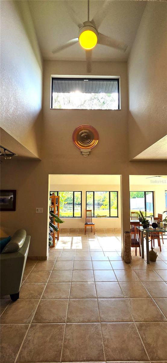 Foyer and Atrium 6 x 21