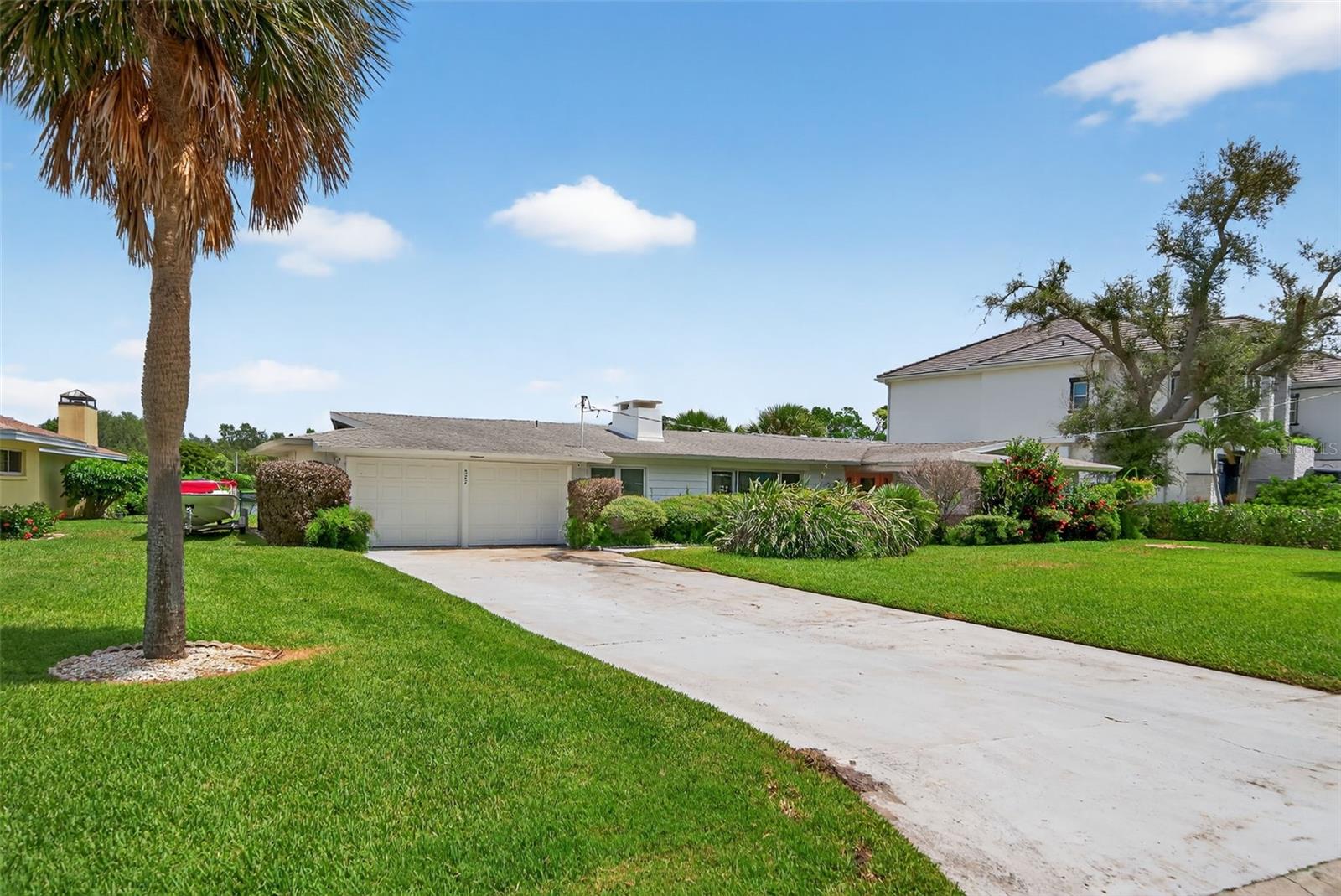 377 S Shore Dr, Sarasota, FL 34234 — photo 7 of 23