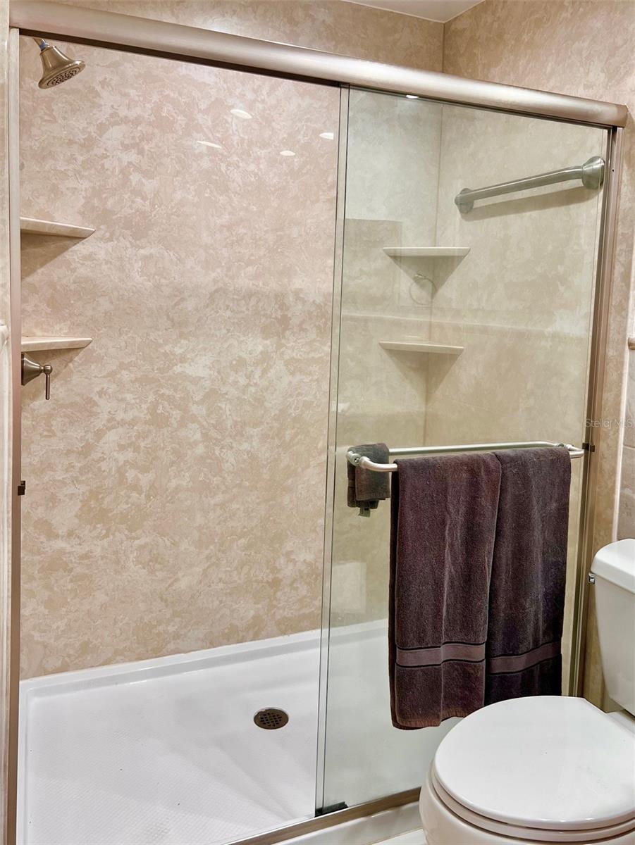 984 Sunridge Dr #J3, Sarasota, FL 34234 — photo 18 of 31