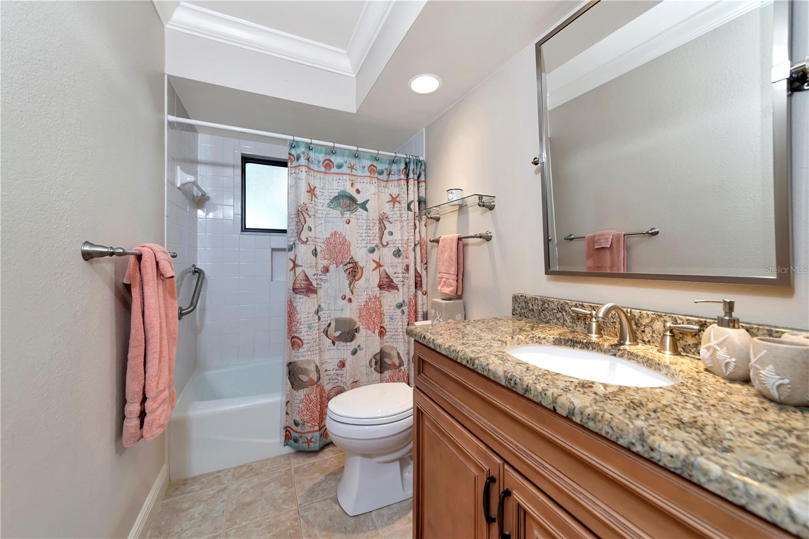 Guest wing bath