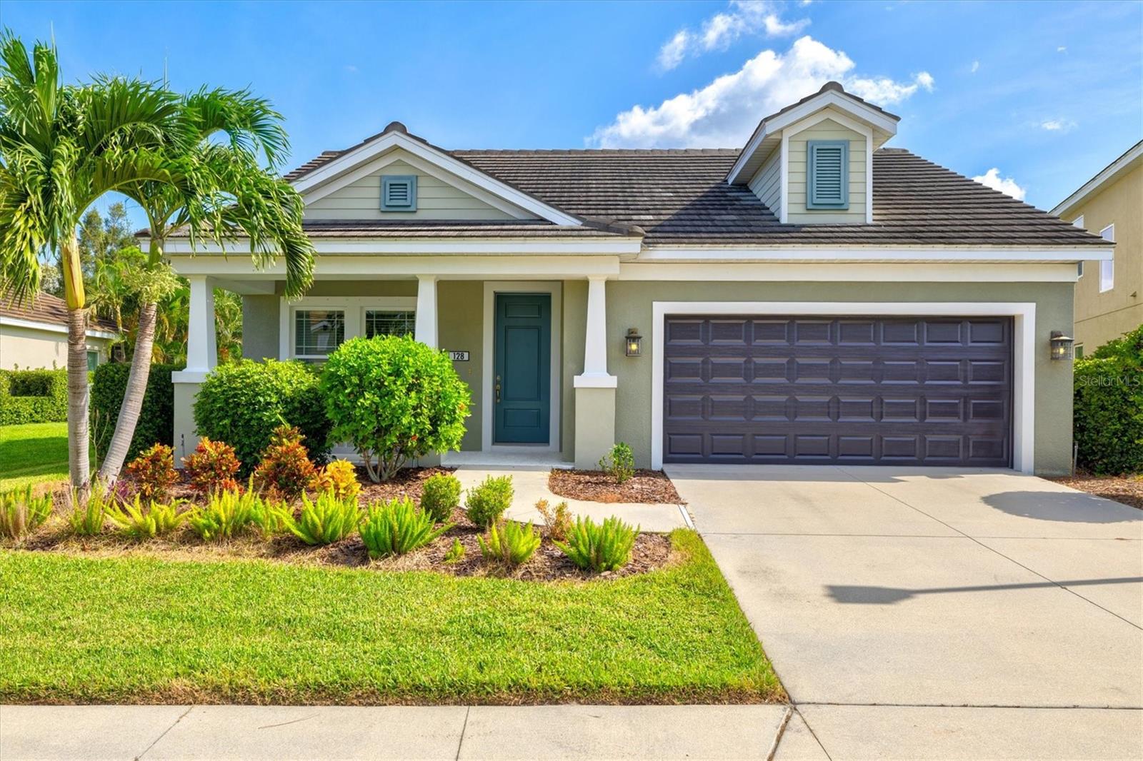 128 Avens Dr, Nokomis, FL 34275 — photo 2 of 100