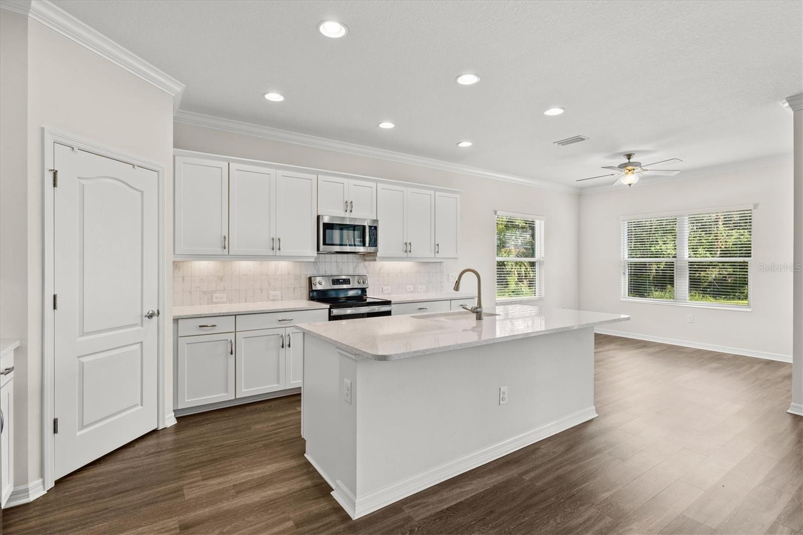 128 Avens Dr, Nokomis, FL 34275 — photo 15 of 100