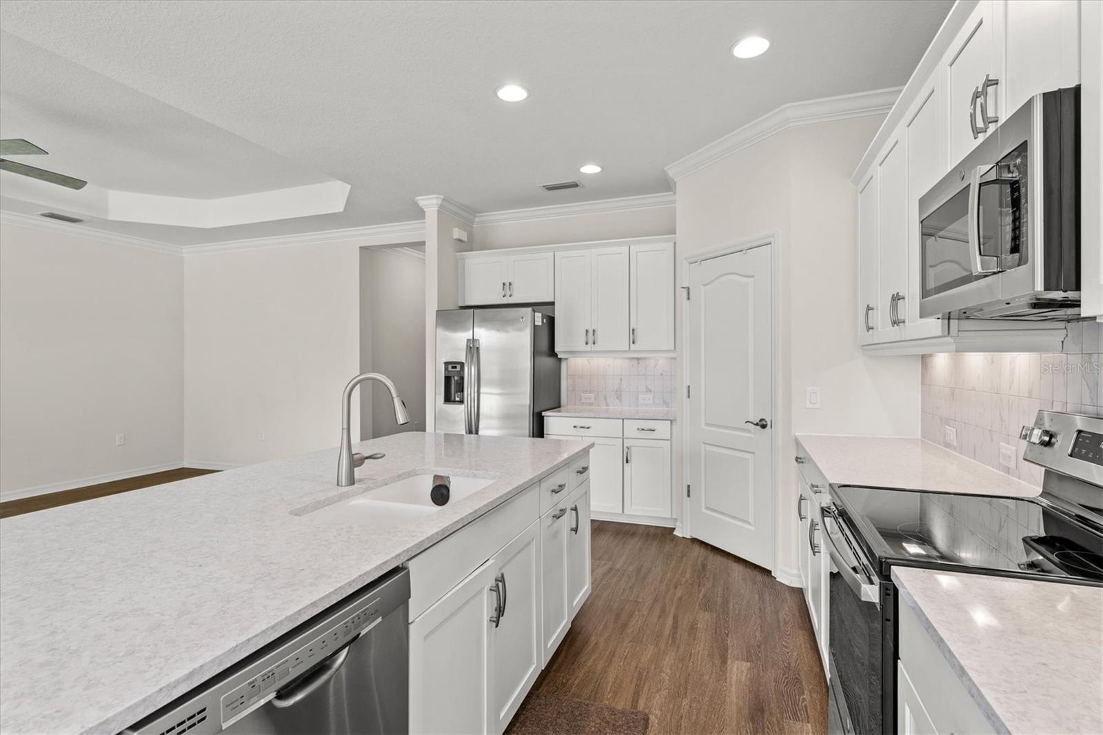 128 Avens Dr, Nokomis, FL 34275 — photo 19 of 100
