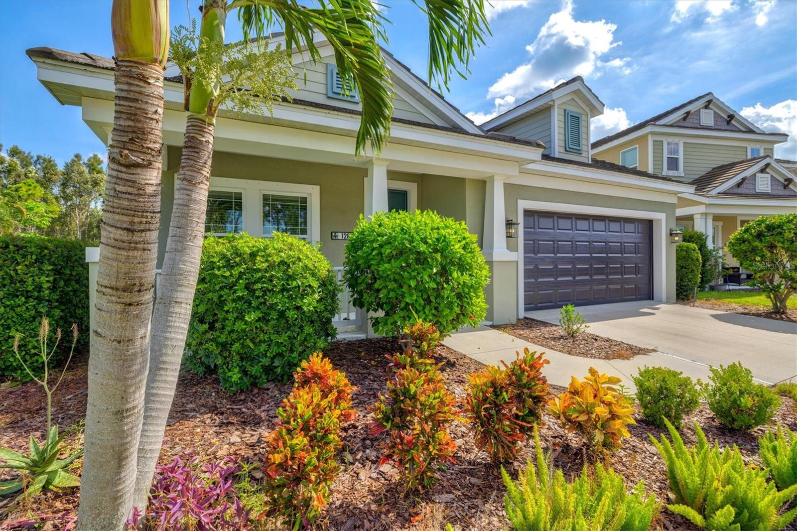 128 Avens Dr, Nokomis, FL 34275 — photo 6 of 100