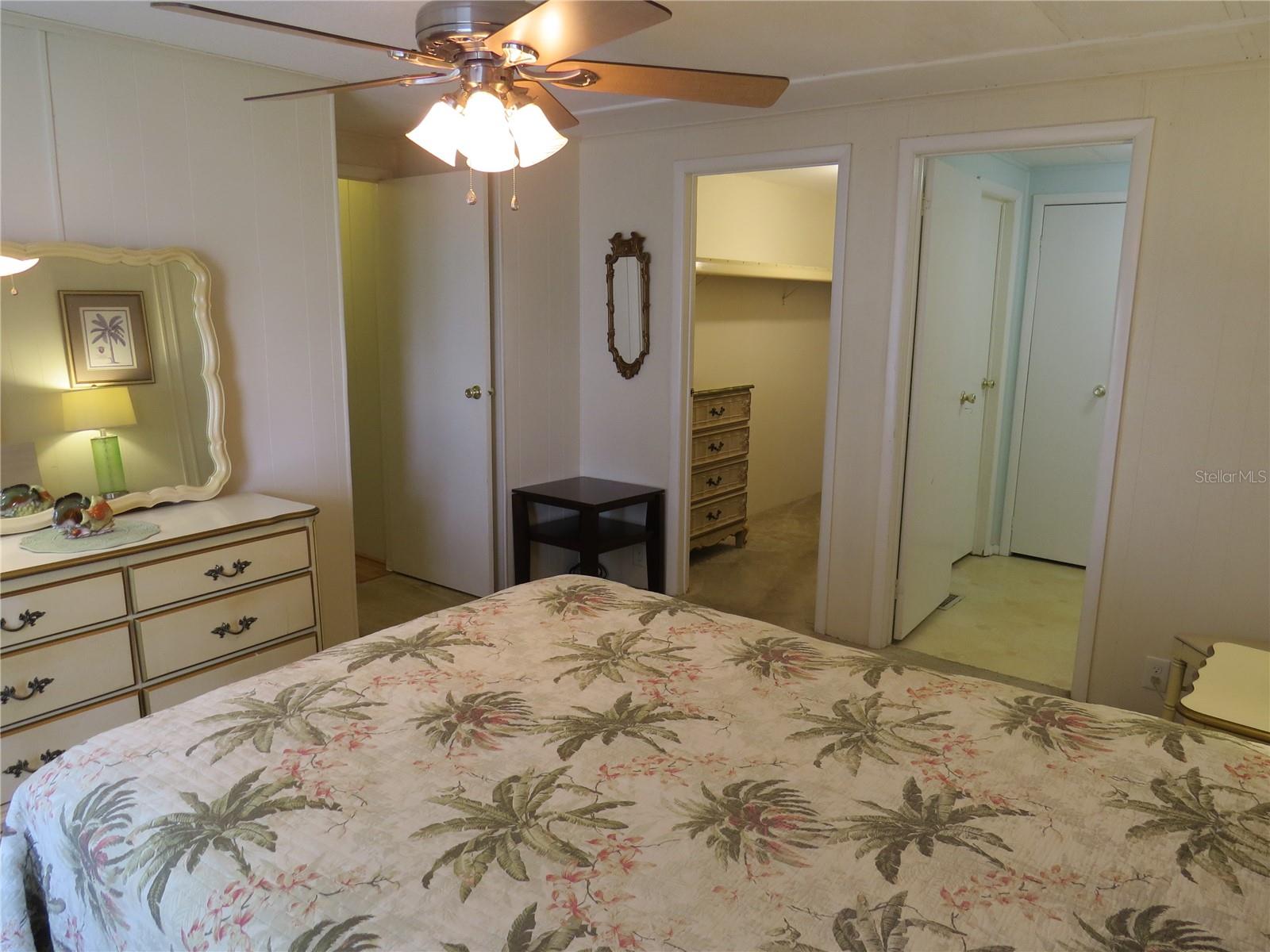 705 Blackburn Blvd, North Port, FL 34287 — photo 13 of 36