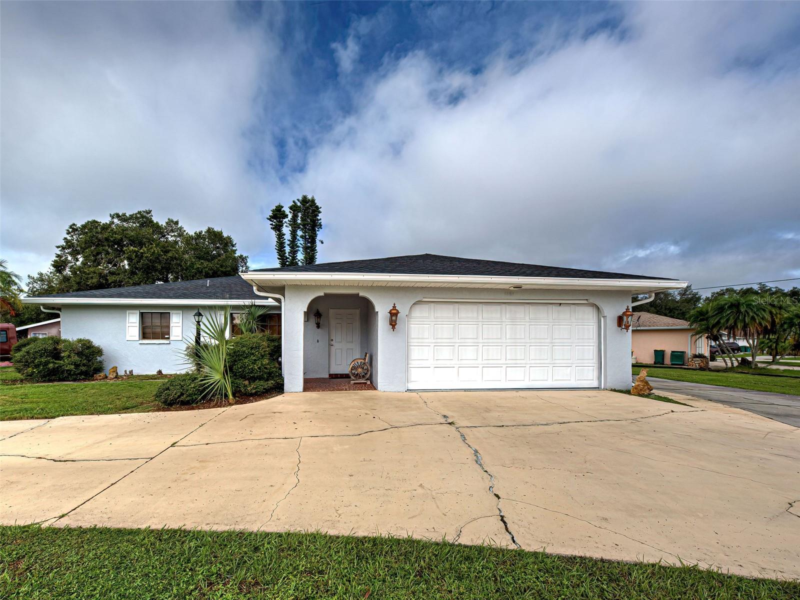 1181 Seacrest Dr NW