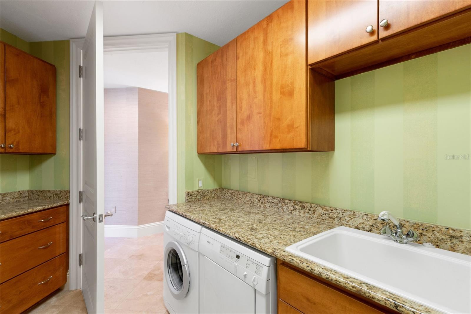 464 Golden Gate Pt #403, Sarasota, FL 34236 — photo 42 of 96