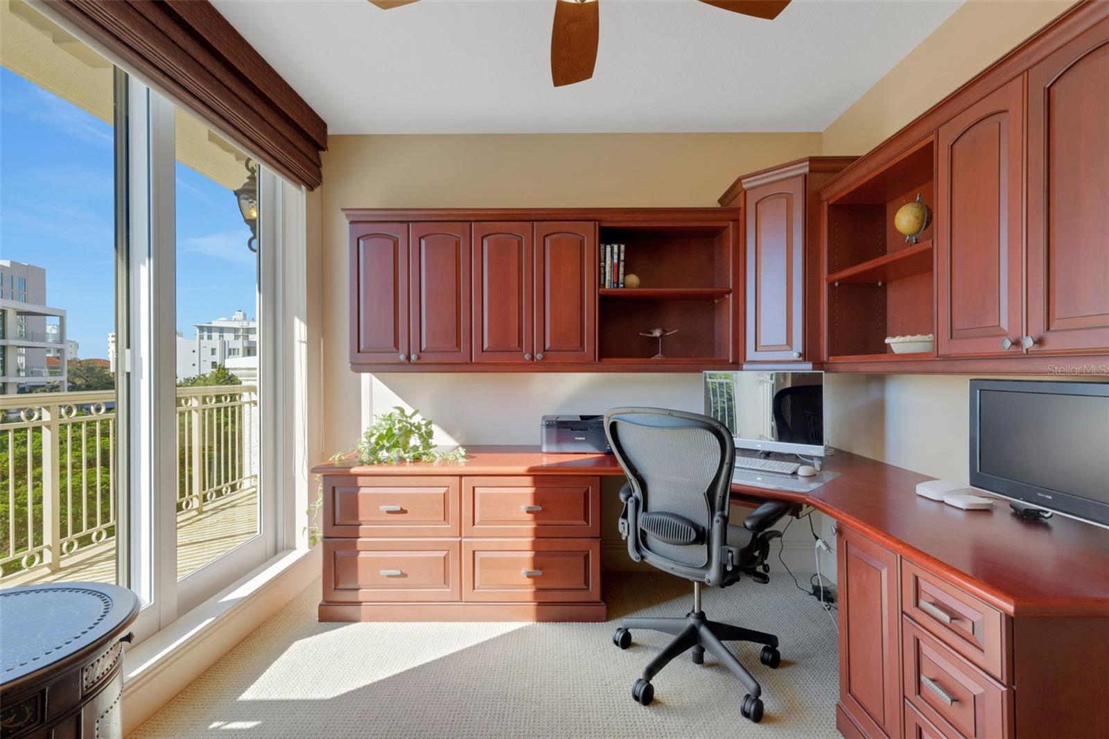 464 Golden Gate Pt #403, Sarasota, FL 34236 — photo 50 of 96