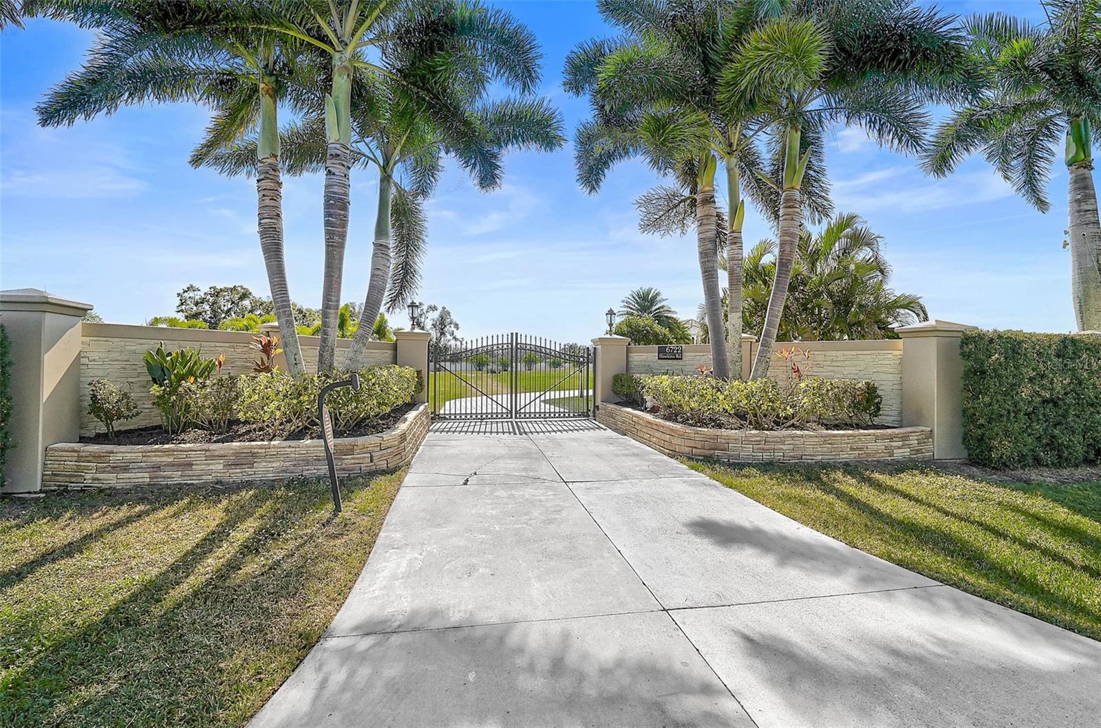 6722 Hawkins Rd, Sarasota, FL 34241 — photo 5 of 87