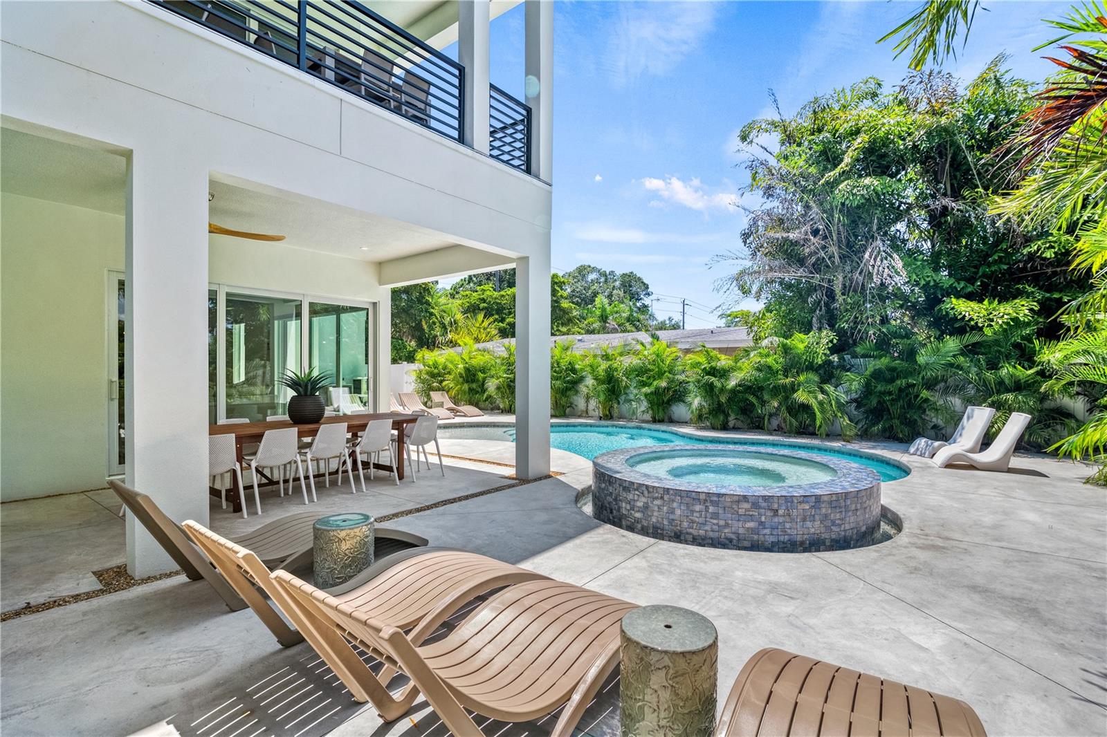 2163 Waldemere St, Sarasota, FL 34239 — photo 54 of 57