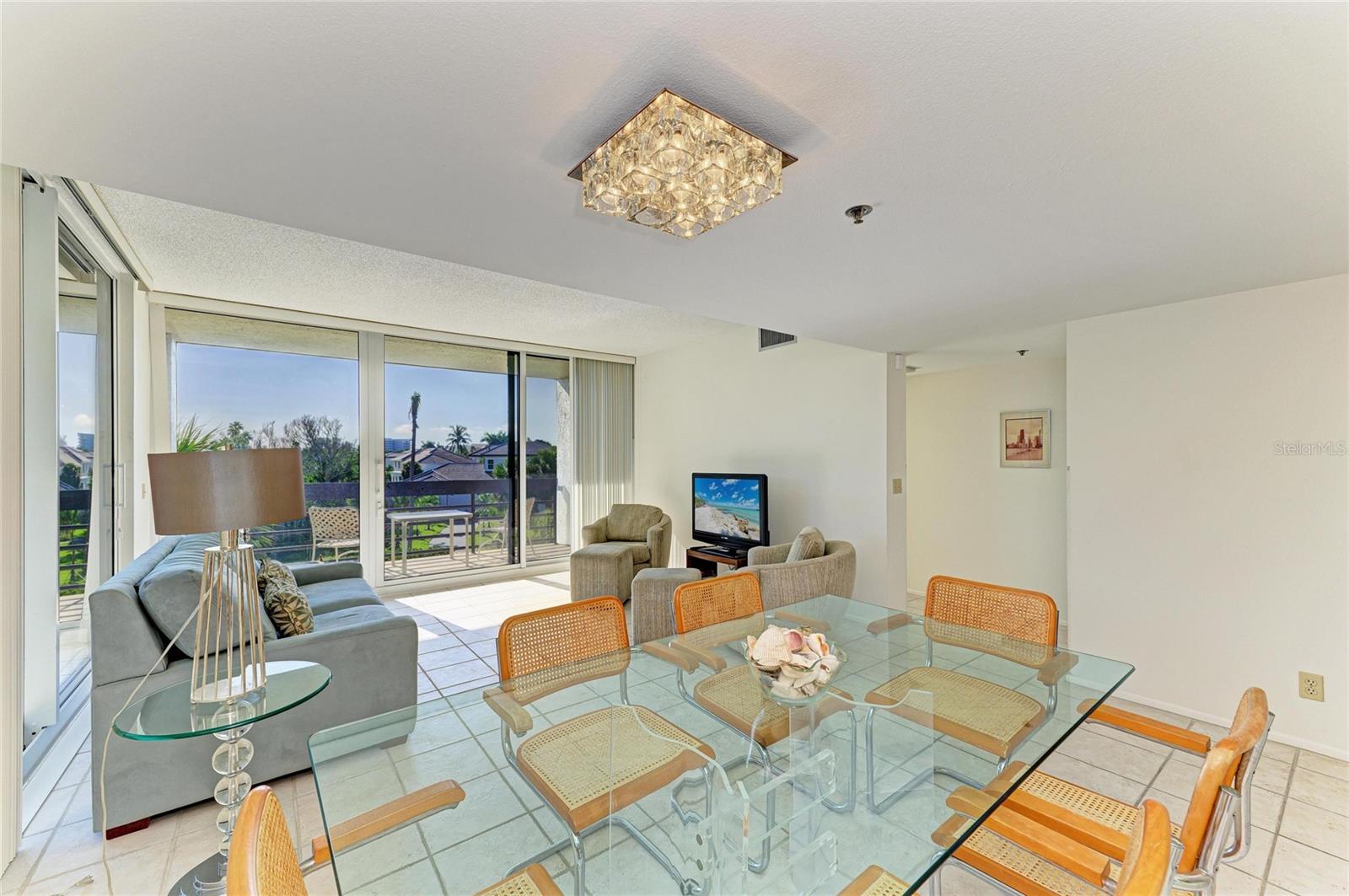 1065 Gulf of Mexico Dr #201, Longboat Key, FL 34228 — photo 14 of 77