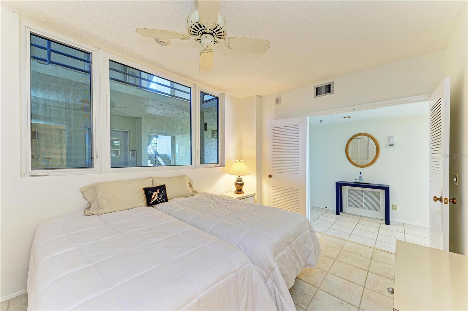 1065 Gulf of Mexico Dr #201, Longboat Key, FL 34228 — photo 31 of 77