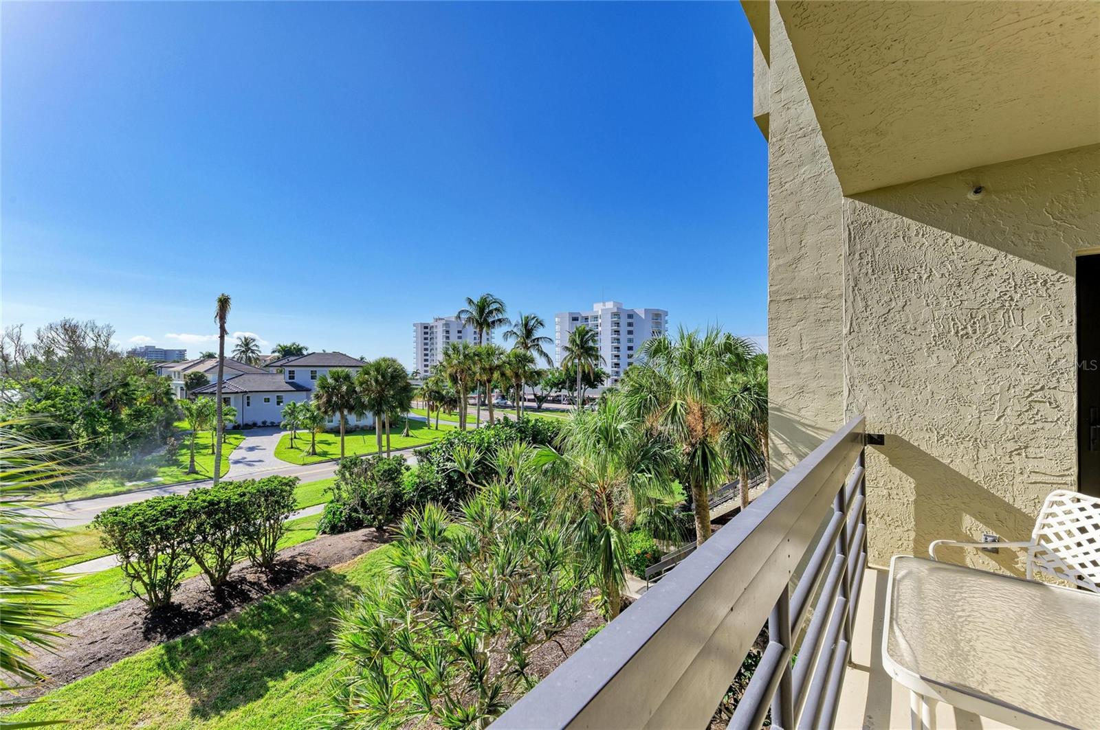 1065 Gulf of Mexico Dr #201, Longboat Key, FL 34228 — photo 38 of 77