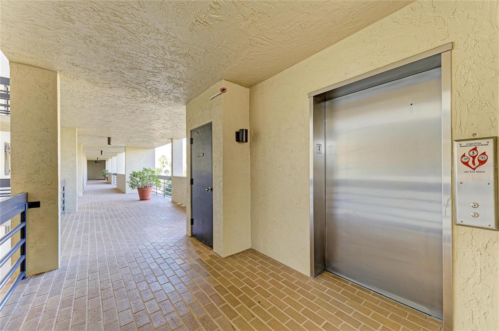 1065 Gulf of Mexico Dr #201, Longboat Key, FL 34228 — photo 41 of 77