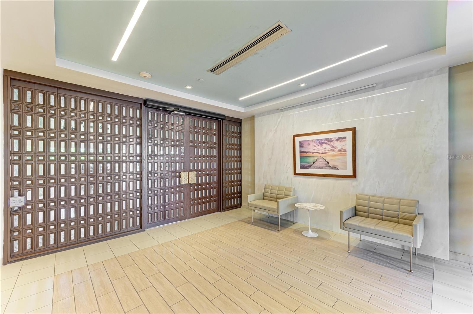 1065 Gulf of Mexico Dr #201, Longboat Key, FL 34228 — photo 43 of 77