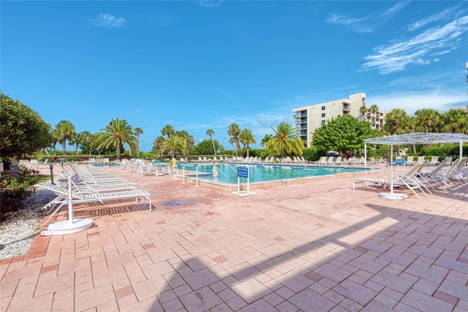 1065 Gulf of Mexico Dr #201, Longboat Key, FL 34228 — photo 50 of 77