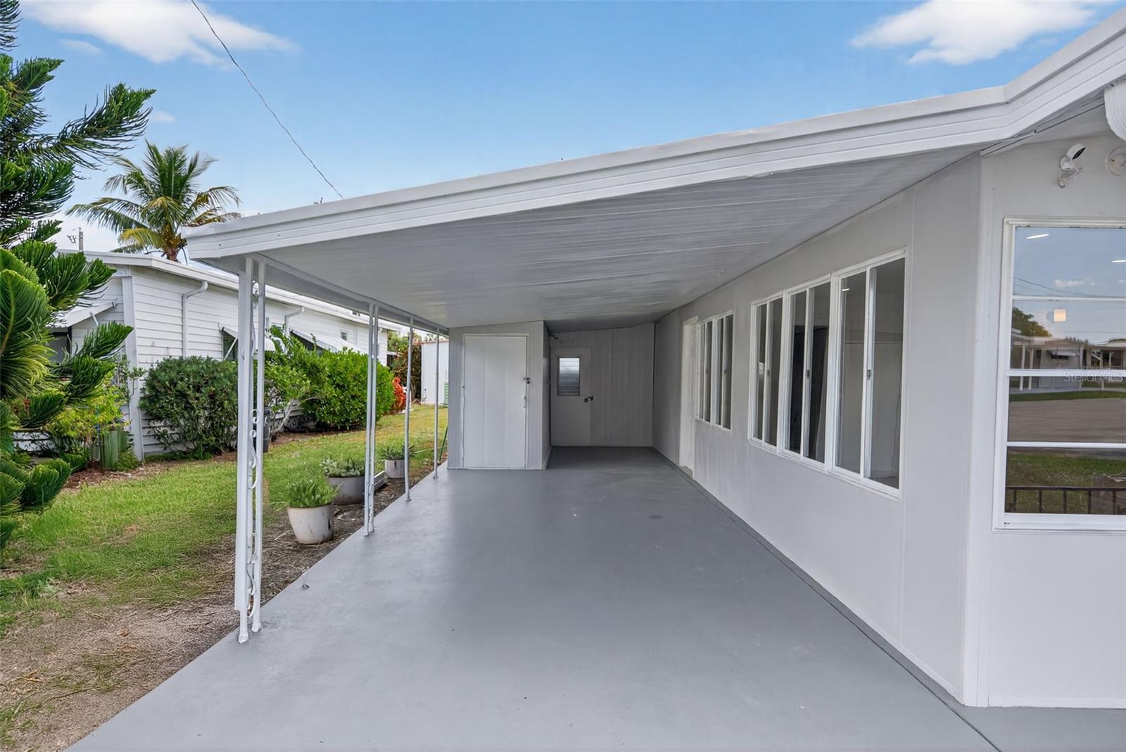 5162 Boca Raton Ave, Sarasota, FL 34234 — photo 4 of 42