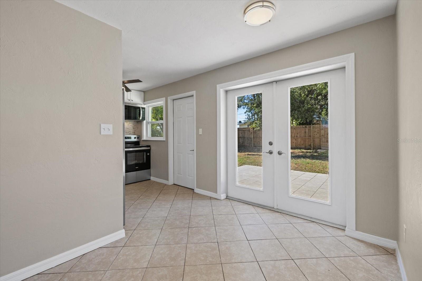 Living Room / Dining Room Combo