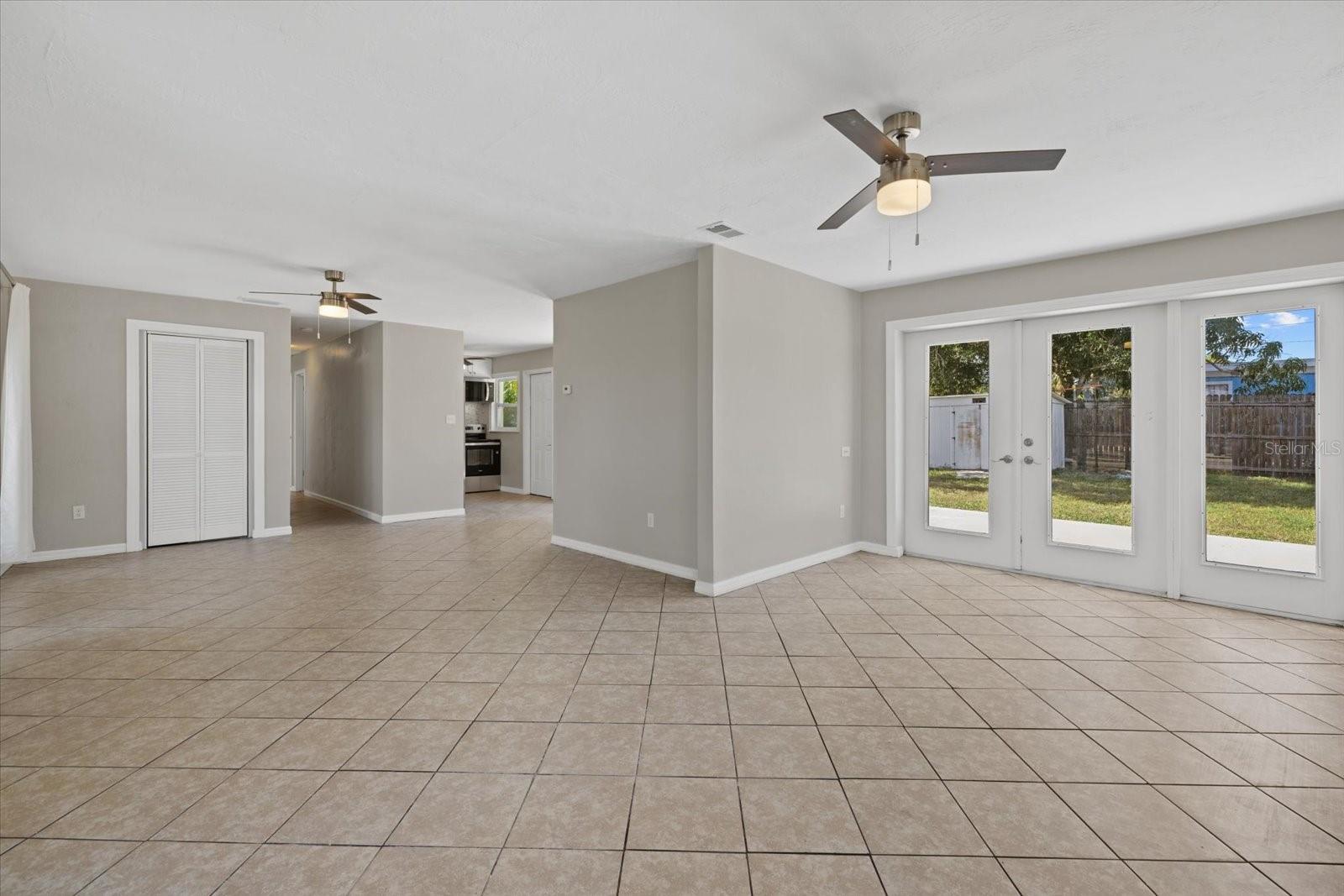 Living Room / Dining Room Combo
