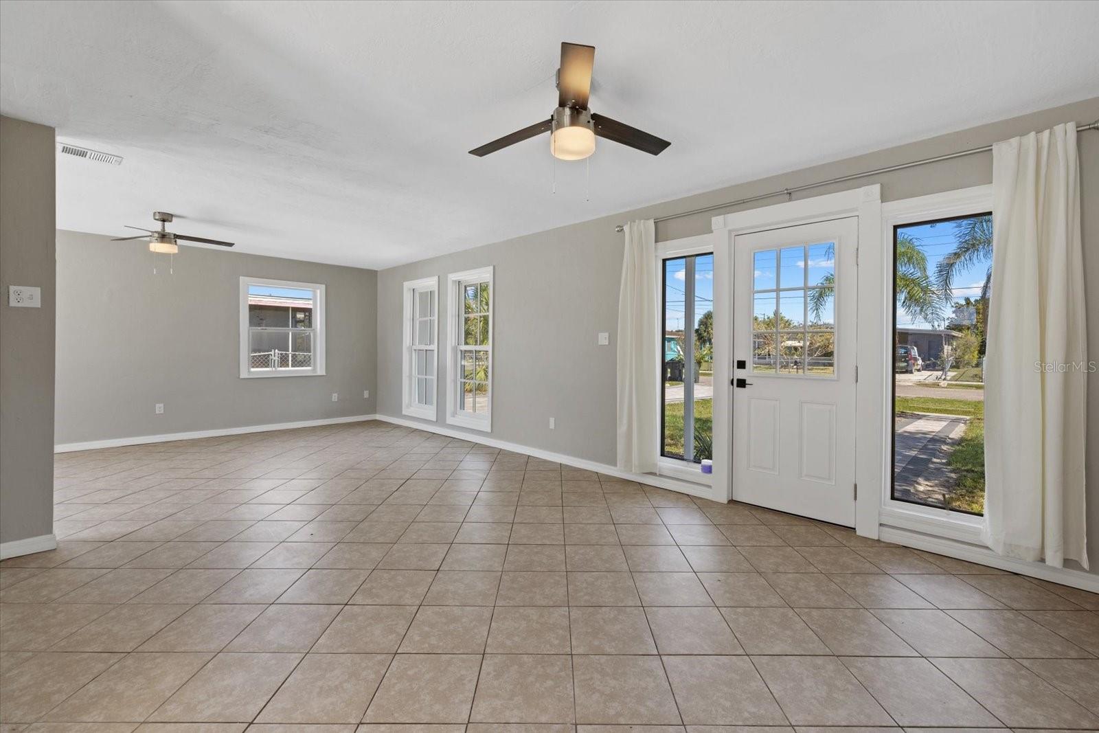 Living Room / Dining Room Combo