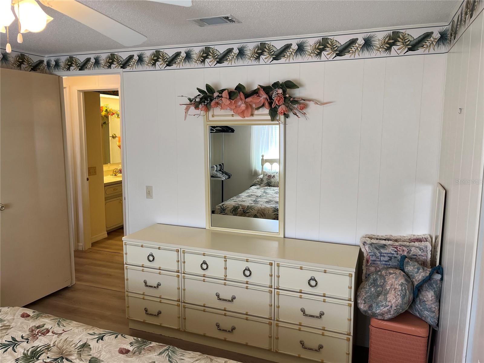 518 Cervina Dr N, Venice, FL 34285 — photo 35 of 49