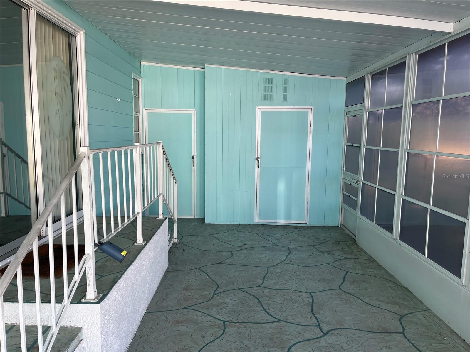 518 Cervina Dr N, Venice, FL 34285 — photo 7 of 49