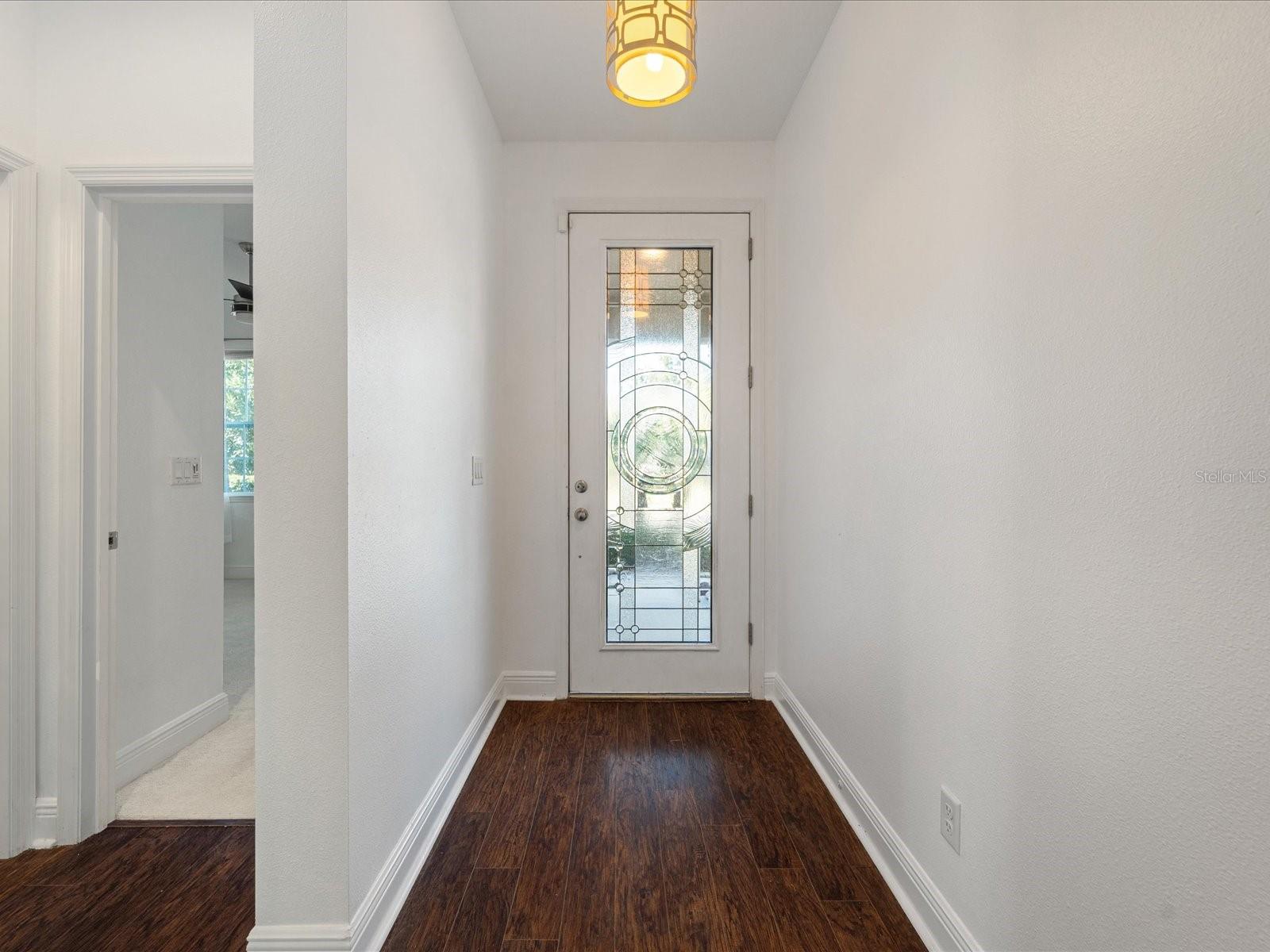 Foyer & hallway
