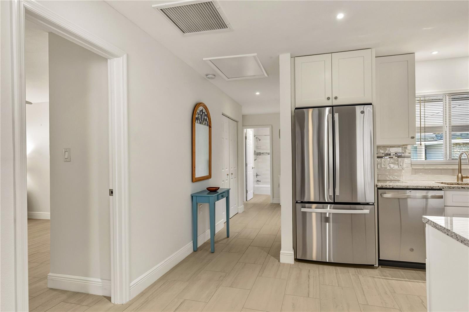 1900 Benjamin Franklin Dr #V12, Sarasota, FL 34236 — photo 12 of 60