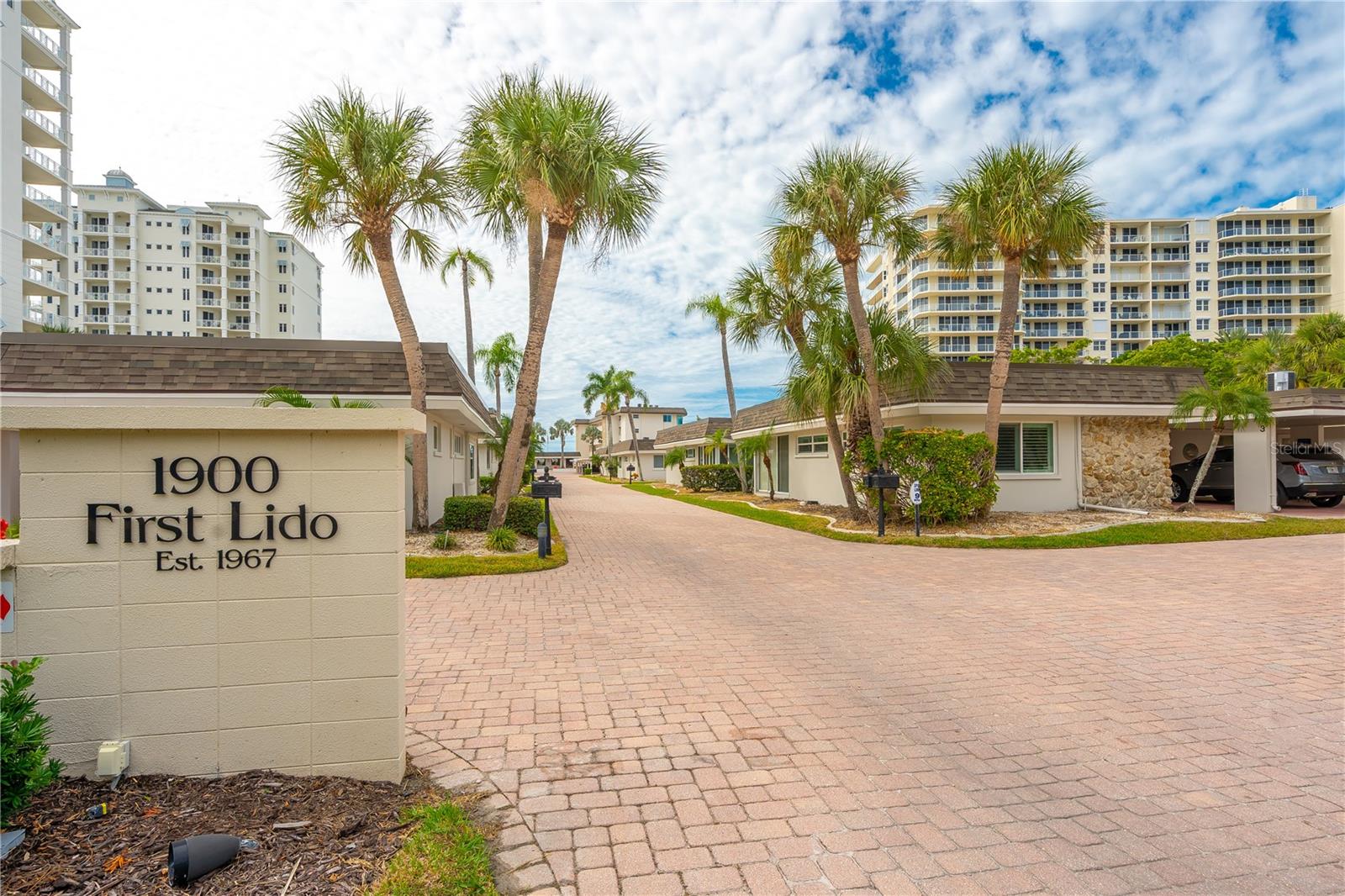 1900 Benjamin Franklin Dr #V12, Sarasota, FL 34236 — photo 7 of 60