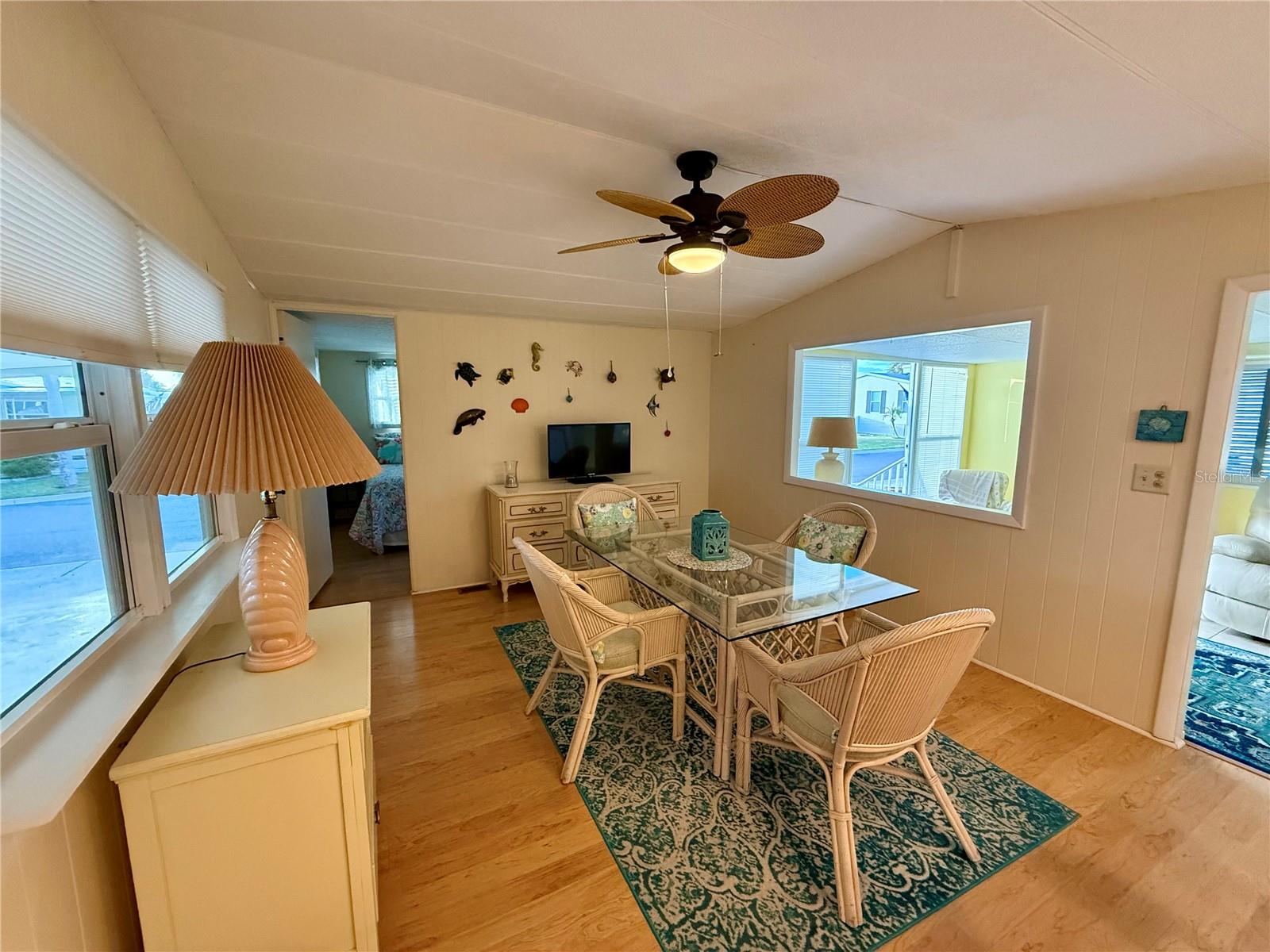 6091 Peony Rd, Venice, FL 34293 — photo 2 of 12
