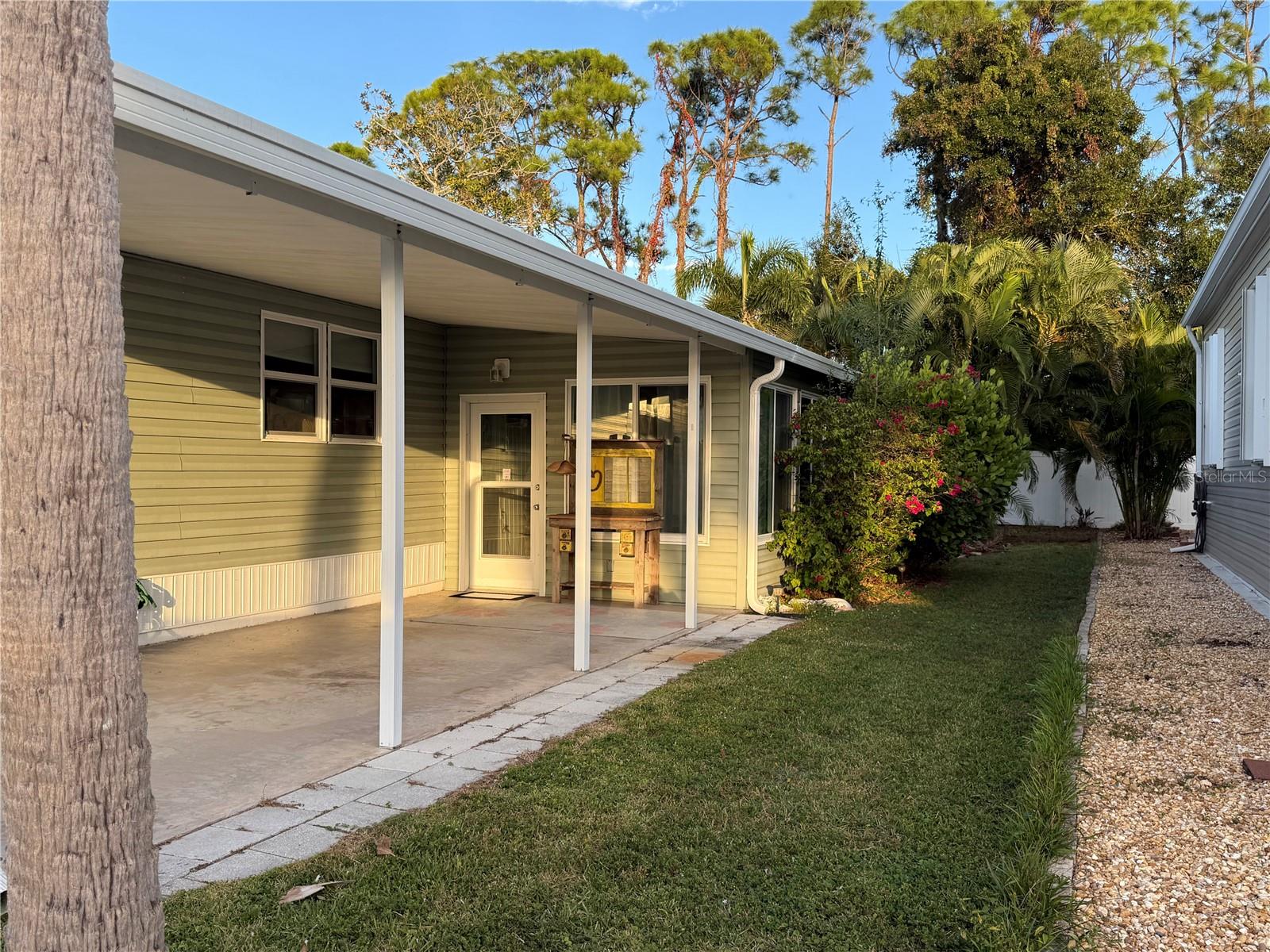 6091 Peony Rd, Venice, FL 34293 — photo 11 of 12