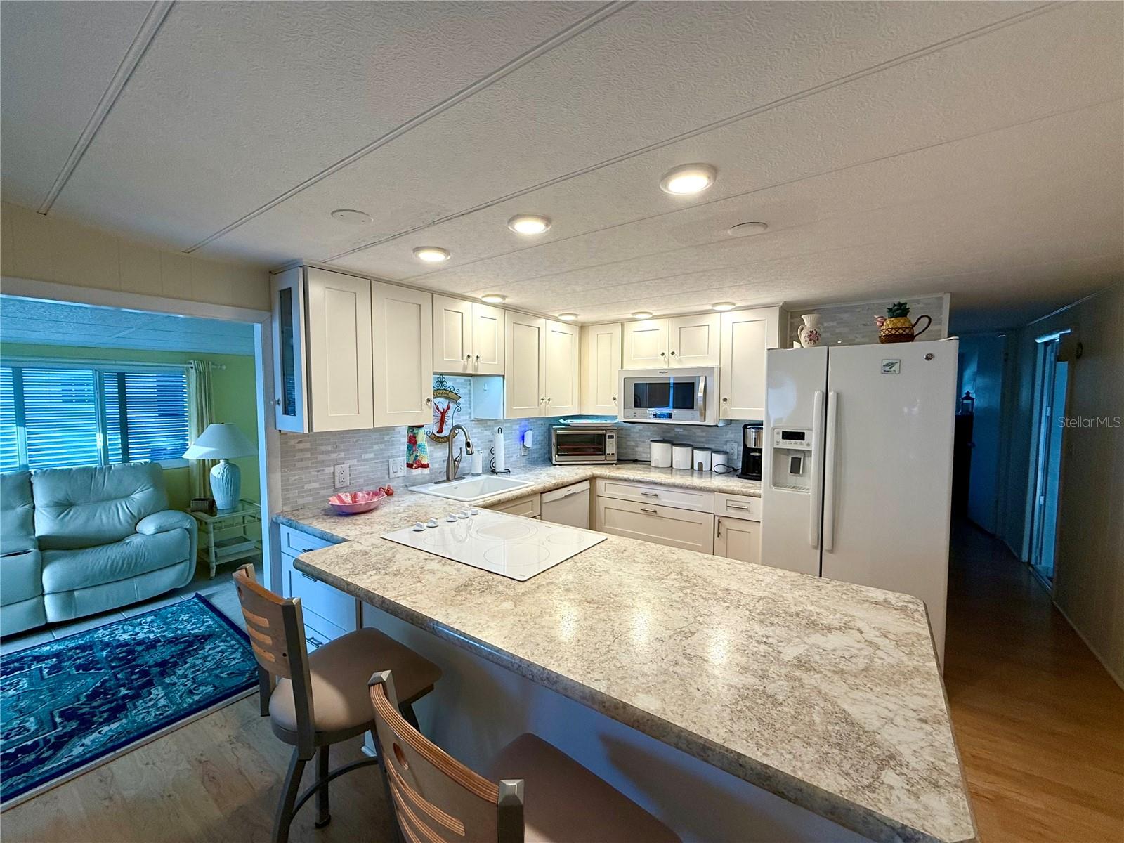 6091 Peony Rd, Venice, FL 34293 — photo 4 of 12