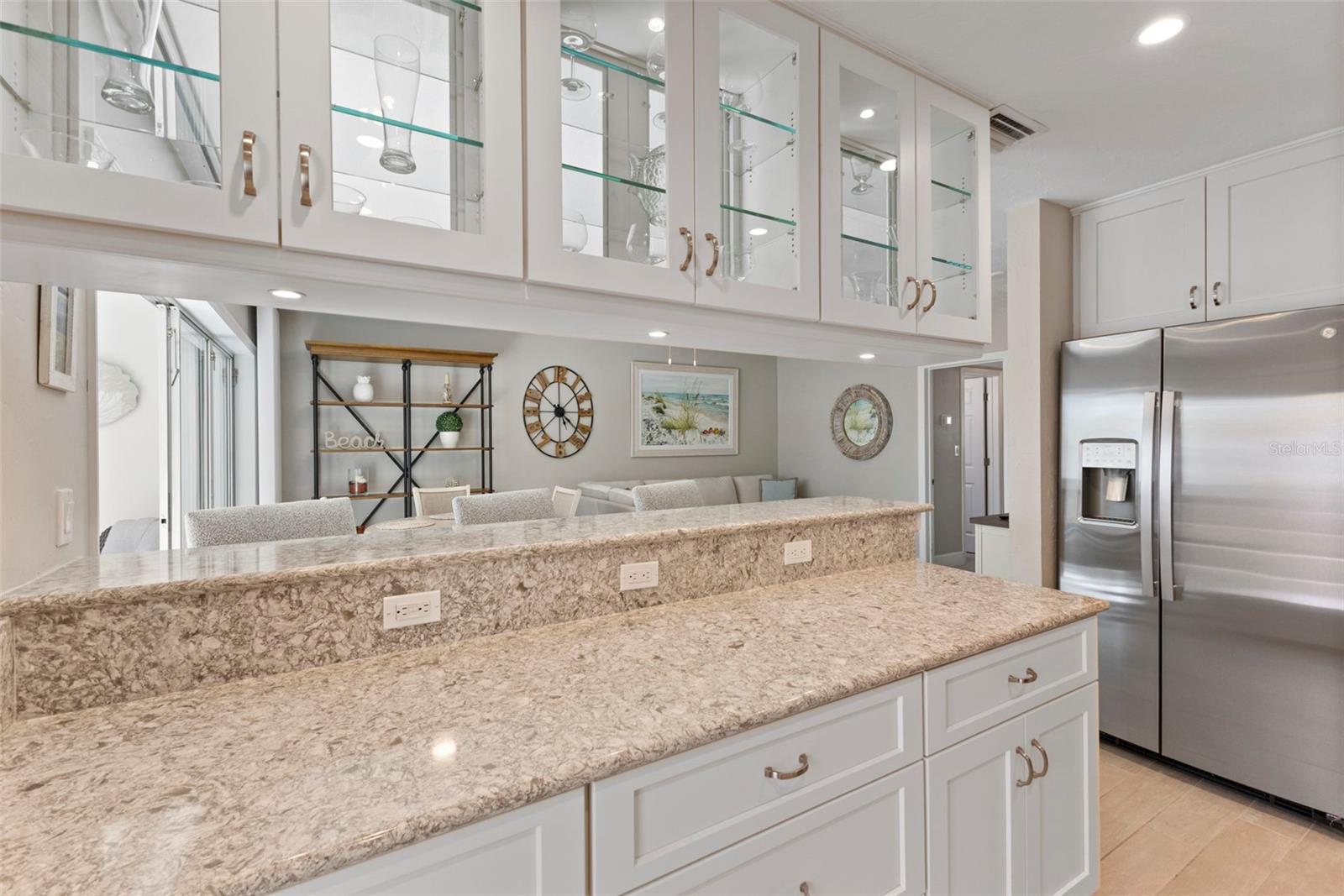 137 Avenida Messina #1, Sarasota, FL 34242 — photo 13 of 47