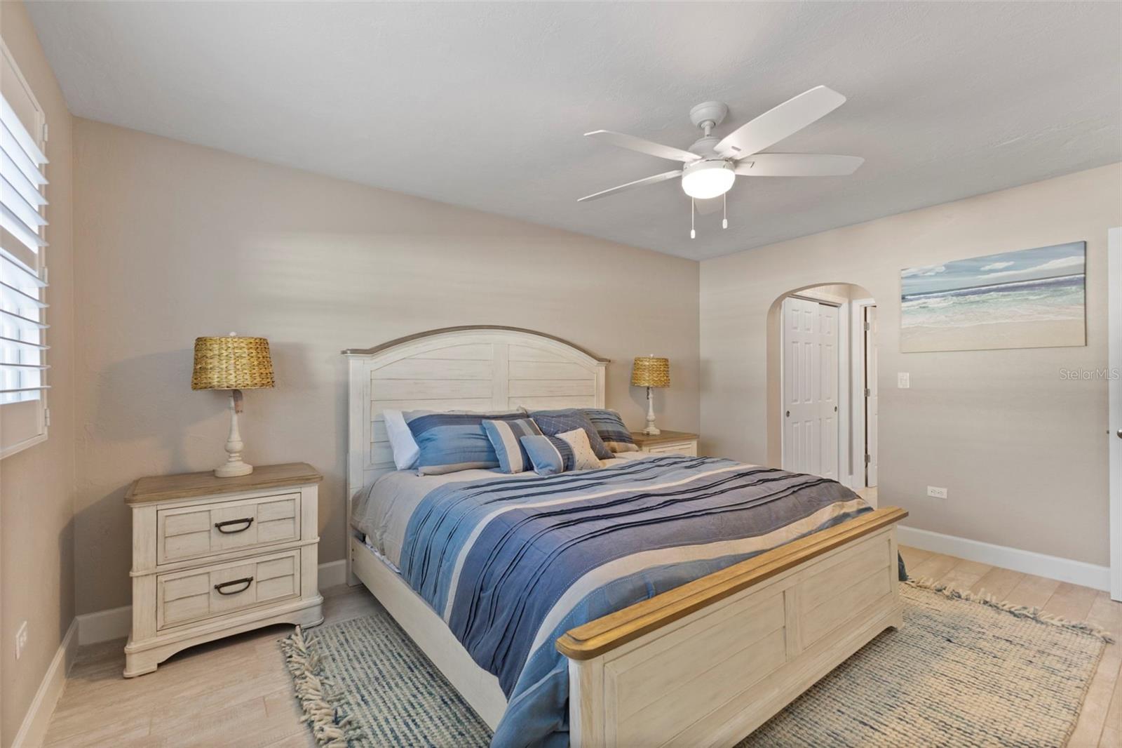 137 Avenida Messina #1, Sarasota, FL 34242 — photo 14 of 47
