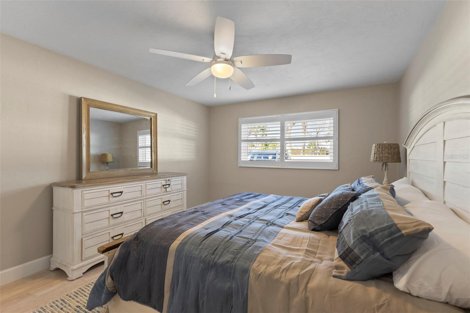 137 Avenida Messina #1, Sarasota, FL 34242 — photo 15 of 47