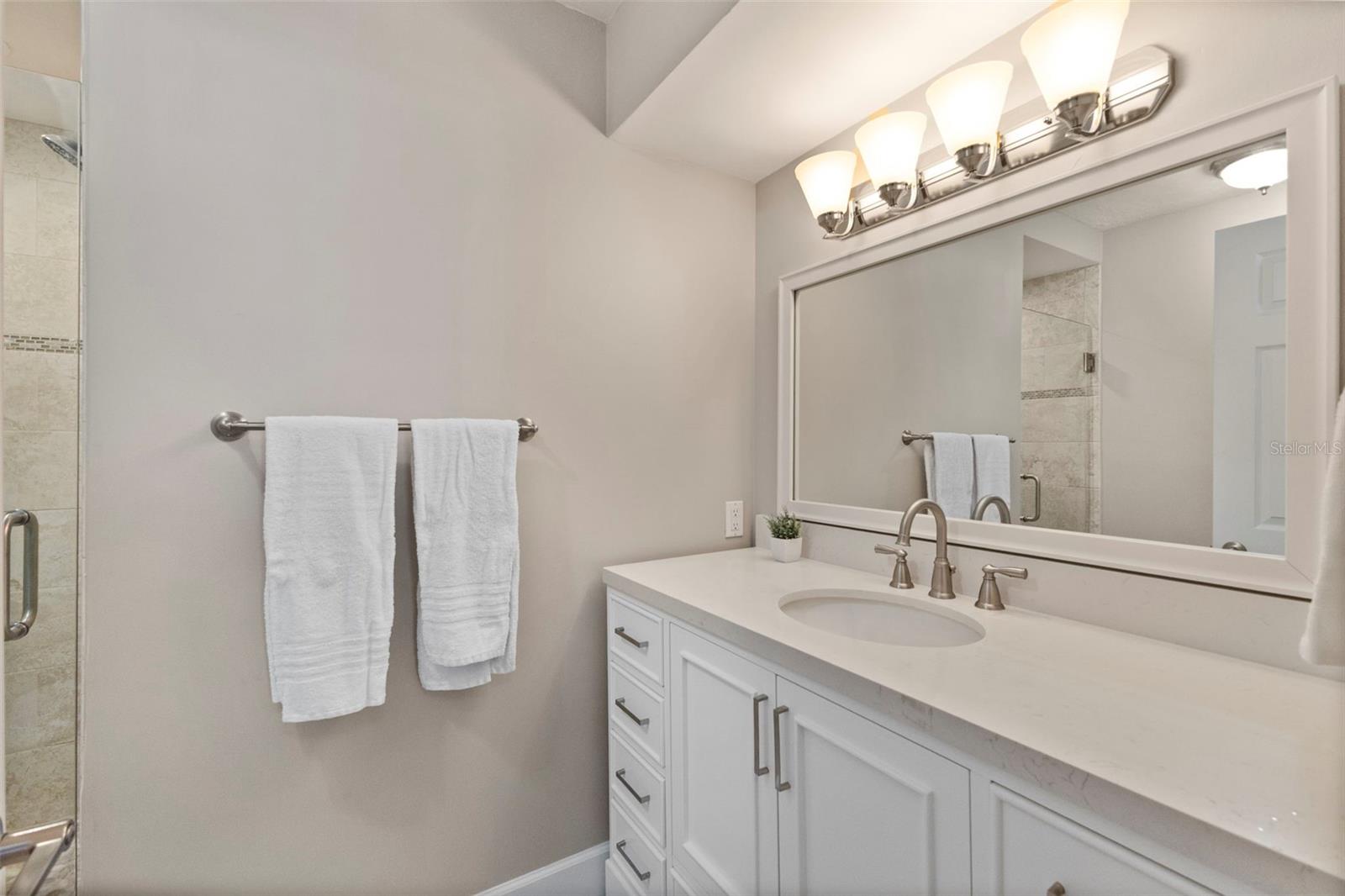 137 Avenida Messina #1, Sarasota, FL 34242 — photo 18 of 47
