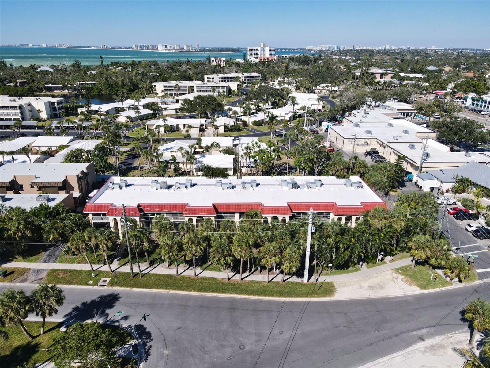 137 Avenida Messina #1, Sarasota, FL 34242 — photo 36 of 47