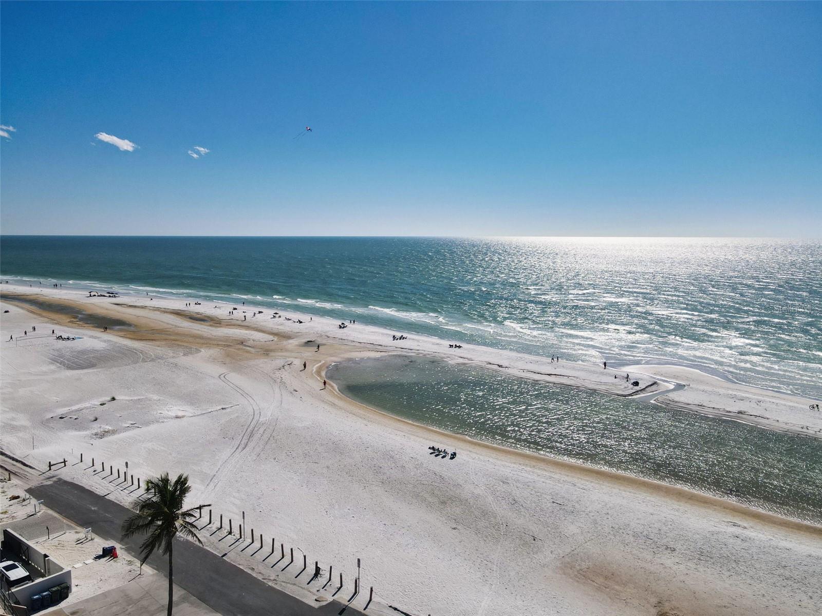137 Avenida Messina #1, Sarasota, FL 34242 — photo 40 of 47