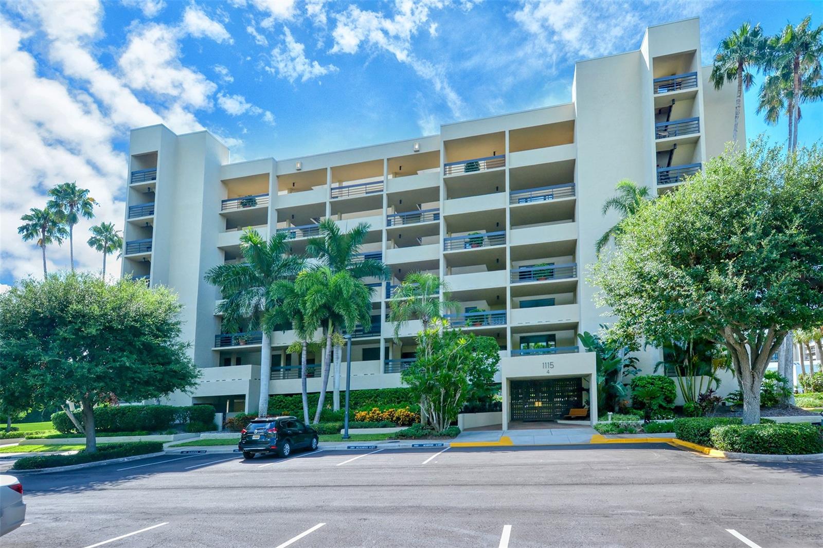 1115 Gulf of Mexico Dr #401, Longboat Key, FL 34228 — photo 2 of 60