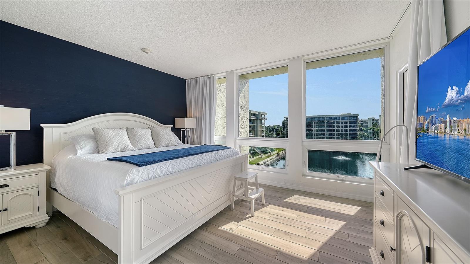 1115 Gulf of Mexico Dr #401, Longboat Key, FL 34228 — photo 22 of 60