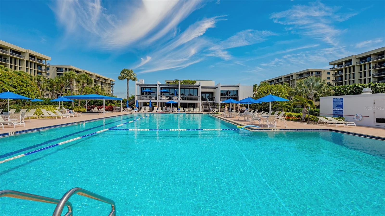 1115 Gulf of Mexico Dr #401, Longboat Key, FL 34228 — photo 35 of 60