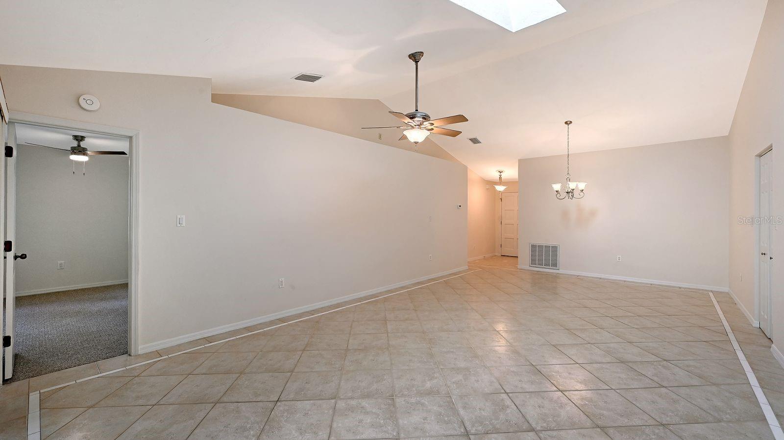4799 Oak Forest Dr W #43, Sarasota, FL 34231 — photo 11 of 46
