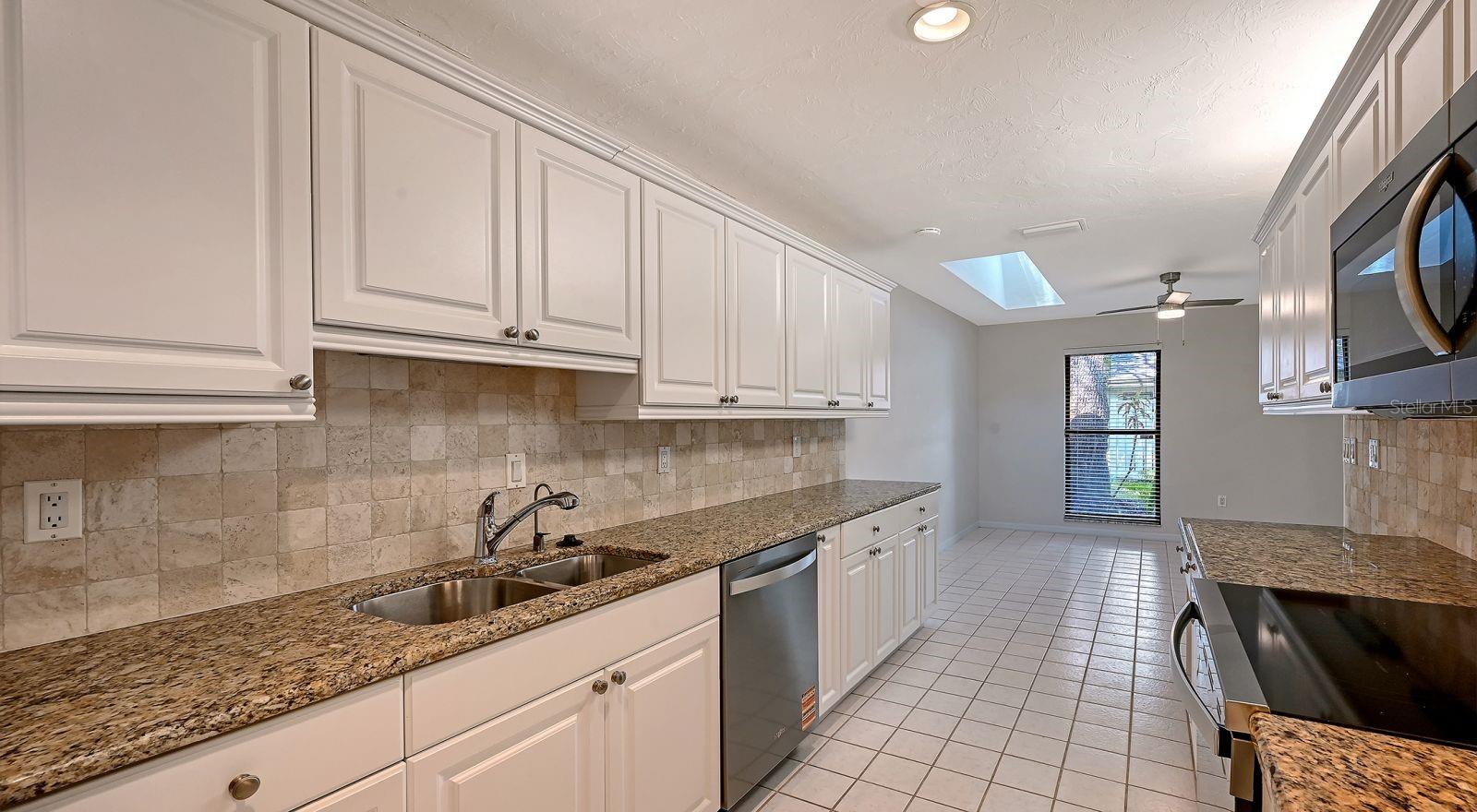 4799 Oak Forest Dr W #43, Sarasota, FL 34231 — photo 15 of 46
