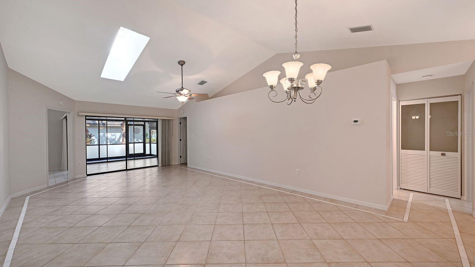4799 Oak Forest Dr W #43, Sarasota, FL 34231 — photo 4 of 46