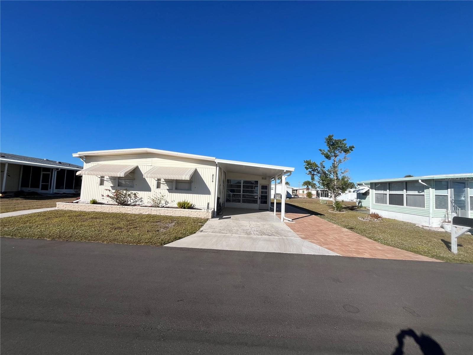824 Cervina Dr