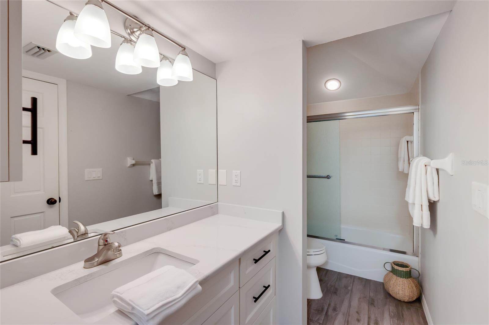 17 Seawatch Dr, Boca Grande, FL 33921 — photo 11 of 59