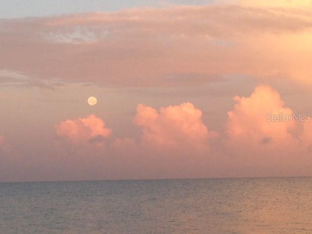 Full Moon.