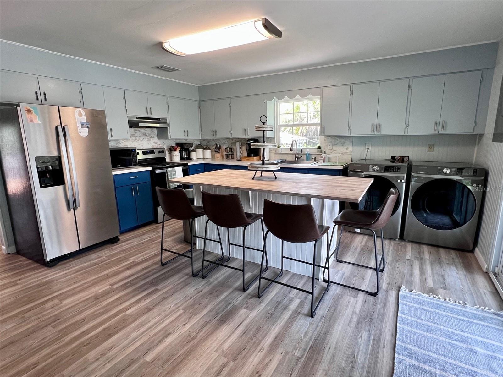 8142 Little Gasparilla Is, Placida, FL 33946 — photo 13 of 38