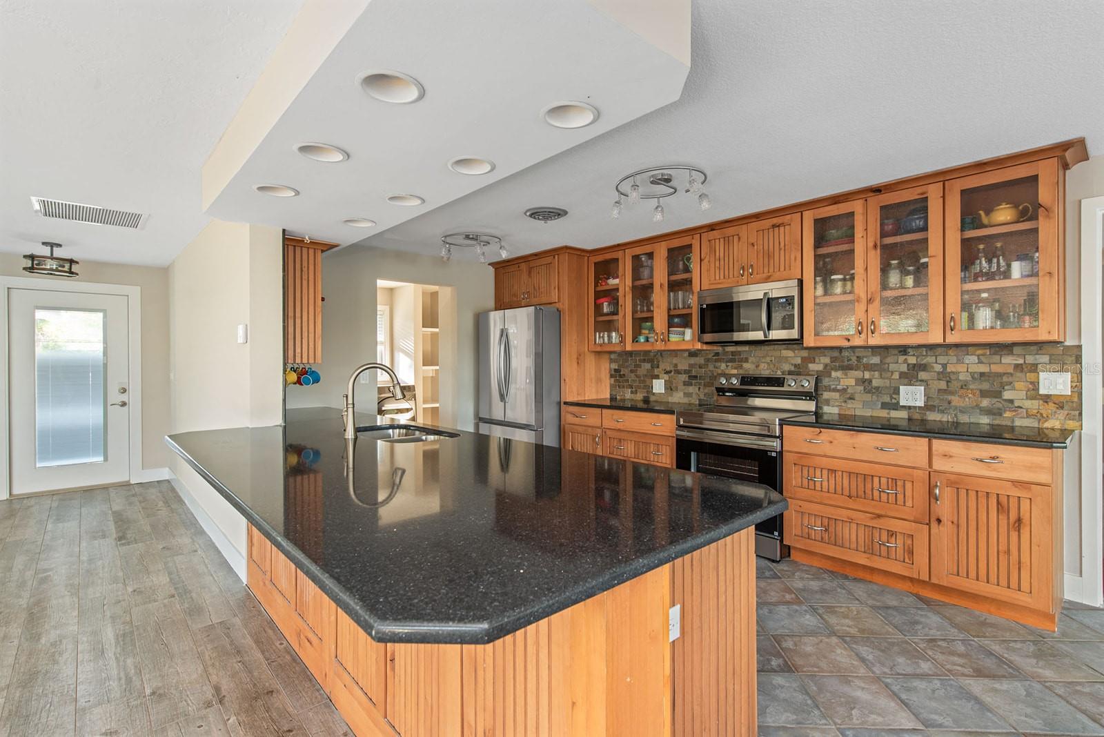 300 E Bay Heights Ave, Englewood, FL 34223 — photo 12 of 72